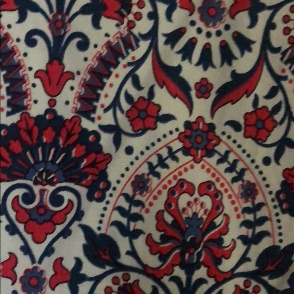 Ladies Loft Capris - Picture 3 of 3